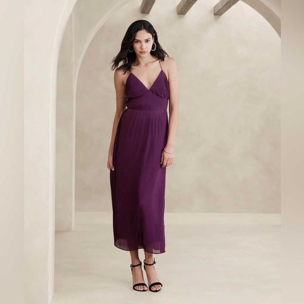 Banana Republic Pleated Maxi Dress